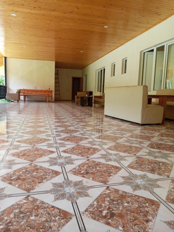 Guest House Tavaduri メスティア エクステリア 写真