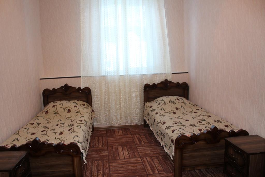 Guest House Tavaduri メスティア エクステリア 写真
