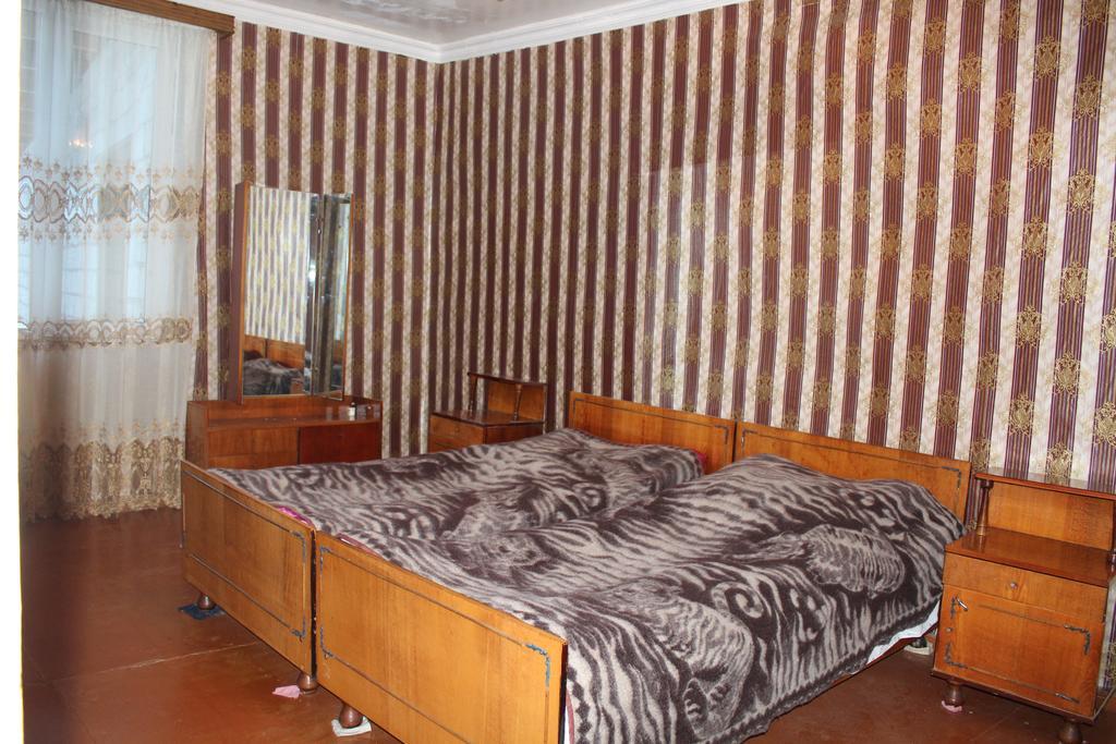 Guest House Tavaduri メスティア エクステリア 写真