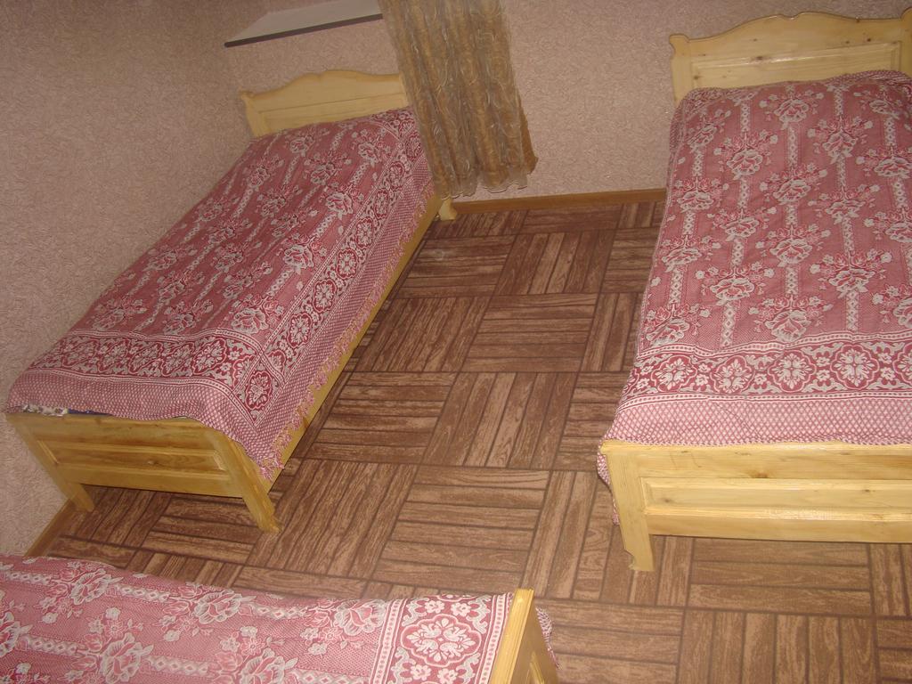 Guest House Tavaduri メスティア エクステリア 写真
