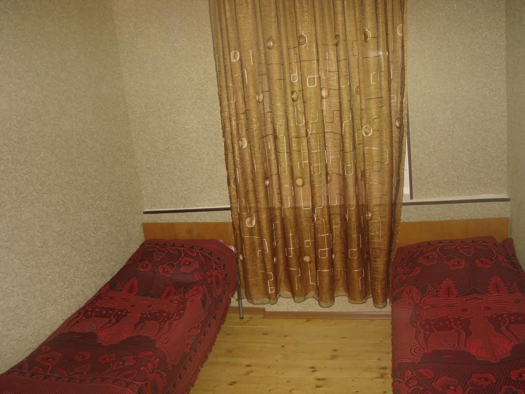Guest House Tavaduri メスティア エクステリア 写真