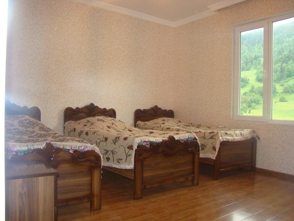 Guest House Tavaduri メスティア エクステリア 写真