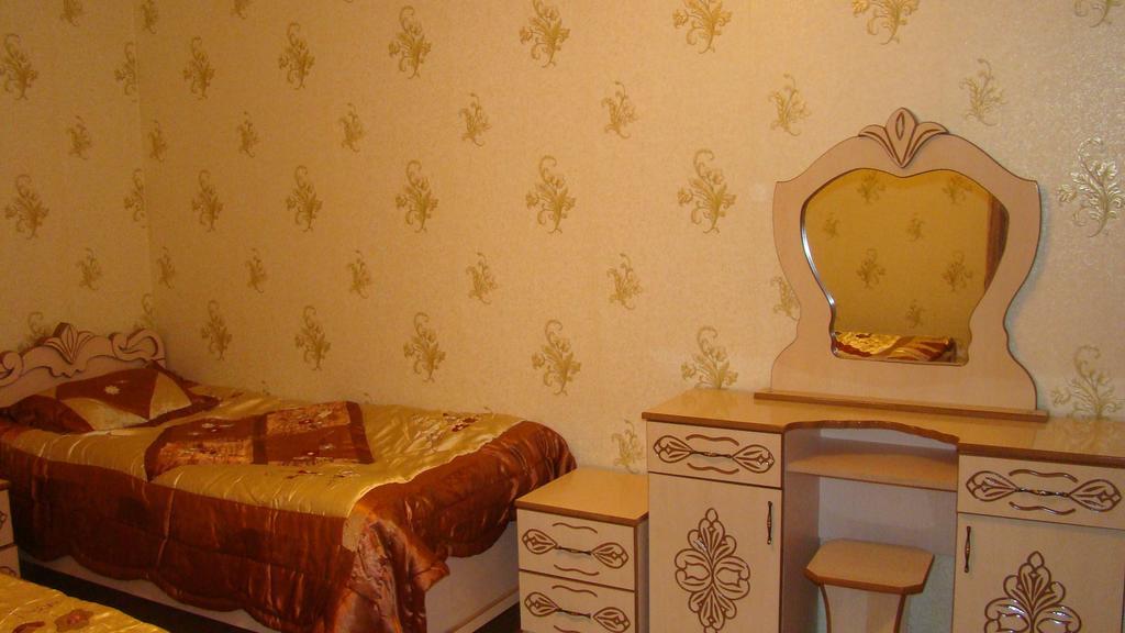 Guest House Tavaduri メスティア エクステリア 写真