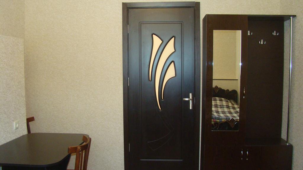 Guest House Tavaduri メスティア エクステリア 写真