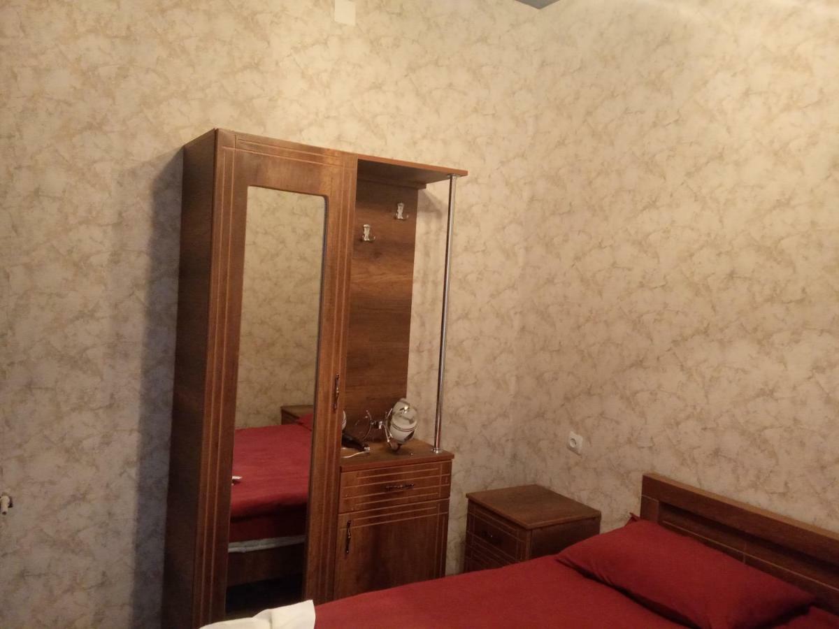 Guest House Tavaduri メスティア エクステリア 写真