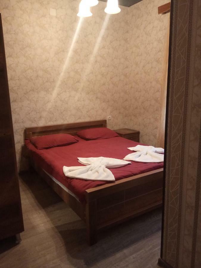 Guest House Tavaduri メスティア エクステリア 写真